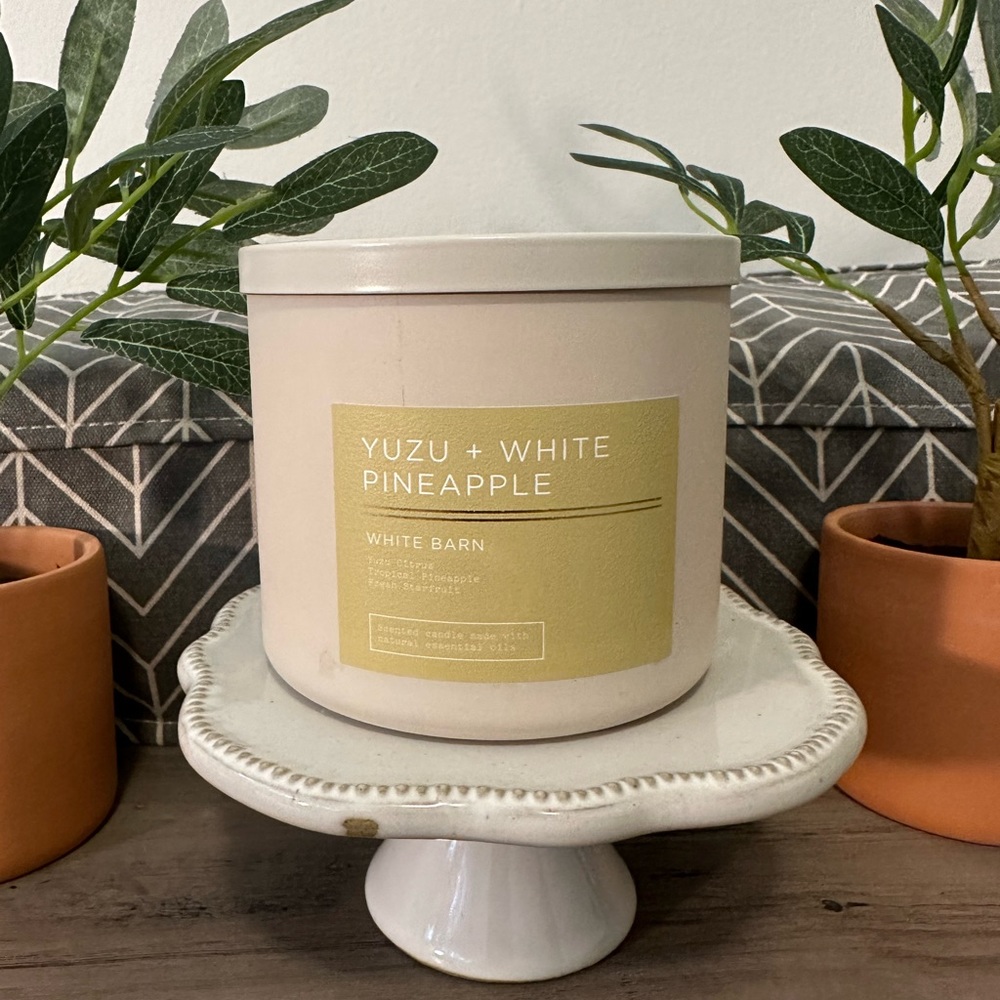 Brand new - Bath & Body Works 3-Wick candle